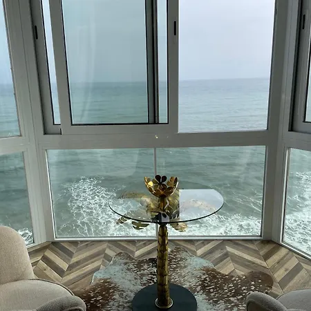 Estudio Romantico En Primera Linea Con Vistas Directas Al Mar * Sitio de Calahonda